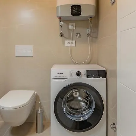 Modern Mediterranean Superior 公寓