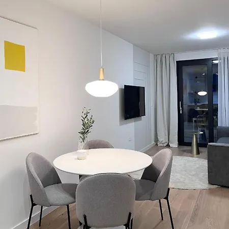 Modern Mediterranean Superior 扎达尔